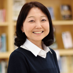 岩山 真弓さん